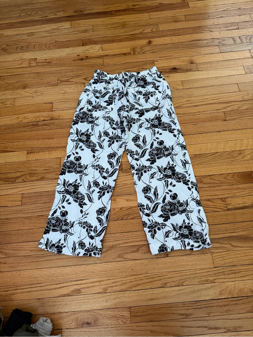 🎯Marc New York Linen Buttons Black/White Floral Trousers Pants M coastal flare - Picture 6 of 8